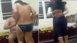 مصري ينيك جارته ويشبع شهوتها الجنسية_سكس مصري